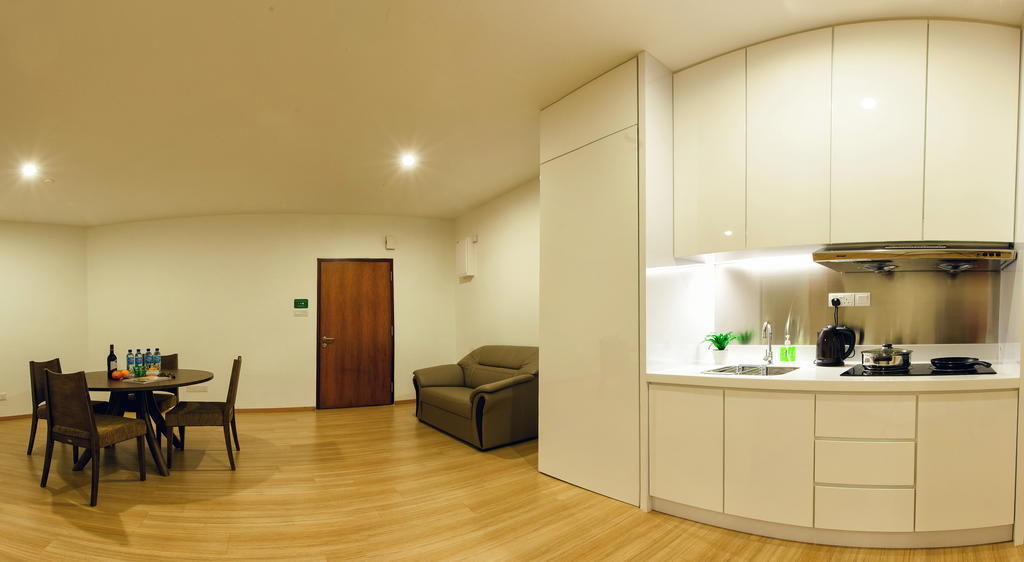 Luxfort 118 Service Suites Tanjung Tokong Habitación foto